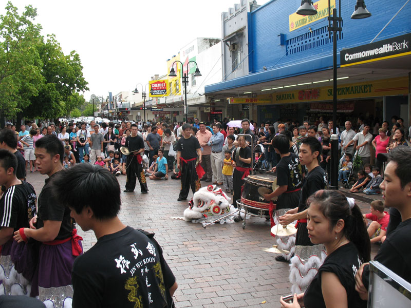 crowd-outside-eastwood-shopping-centre
