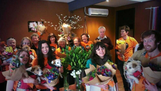 'Cash mob' wins over Rutherglen florist - Picture: JOHN RUSSELL Border Mail
