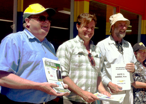 Greens Candidate Scott Campbell-Smith with National Tim Bull and independent Peter Gardner at pre-polling in Bairnsdale