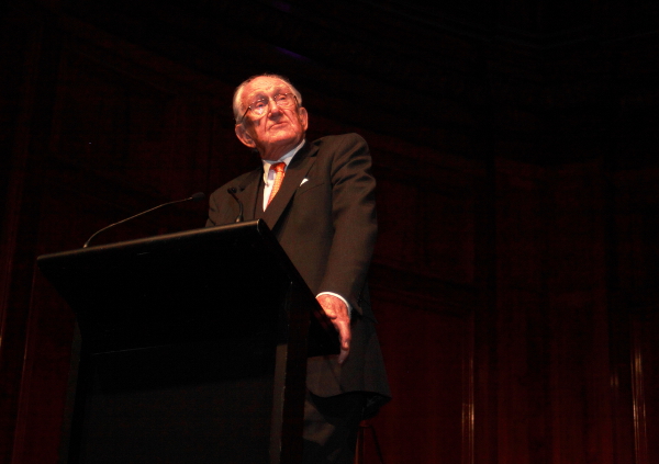 Malcolm Fraser calls for young people to create new political parties. Photo: Wayne Jansson