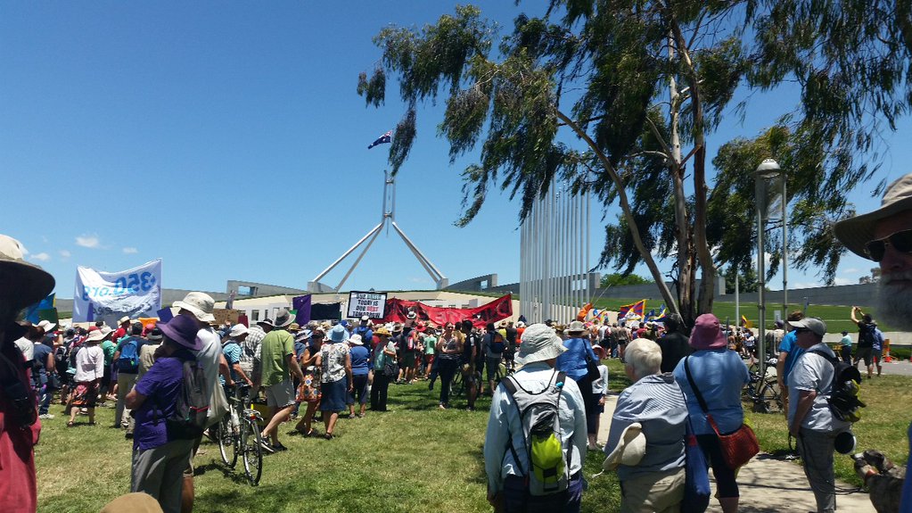 Canberra on the march for #PeoplesClimate: @margaretoconno5 reports