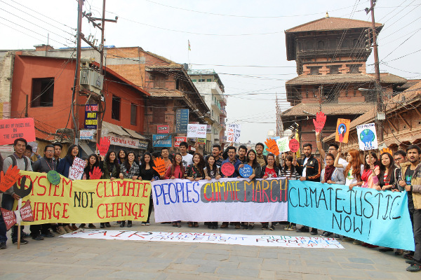 Hundreds gather on the streets of Kathmandu, Nepal, as part of the weekends #peoplesclimate rallies. Photo: 350.org
