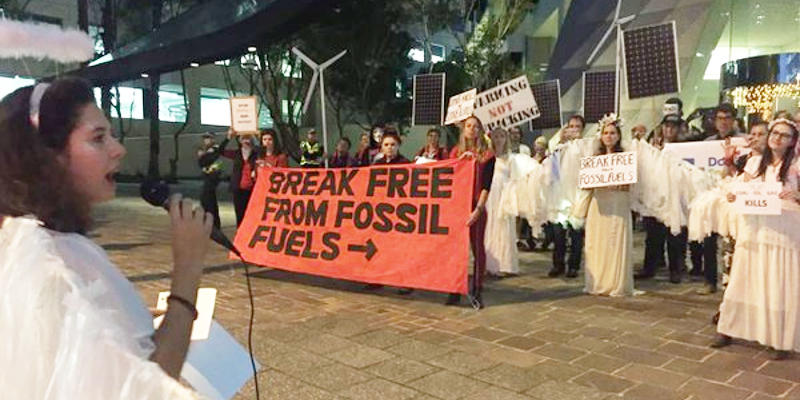 BreakFree2016 Perth protest. Photo: @OurClimatePerth/twitter