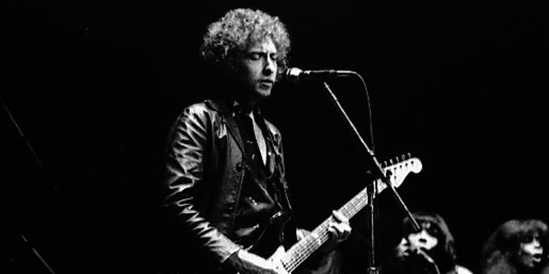 Singer/songwriter Bob Dylan awarded the 2016 Nobel Prize for Literature